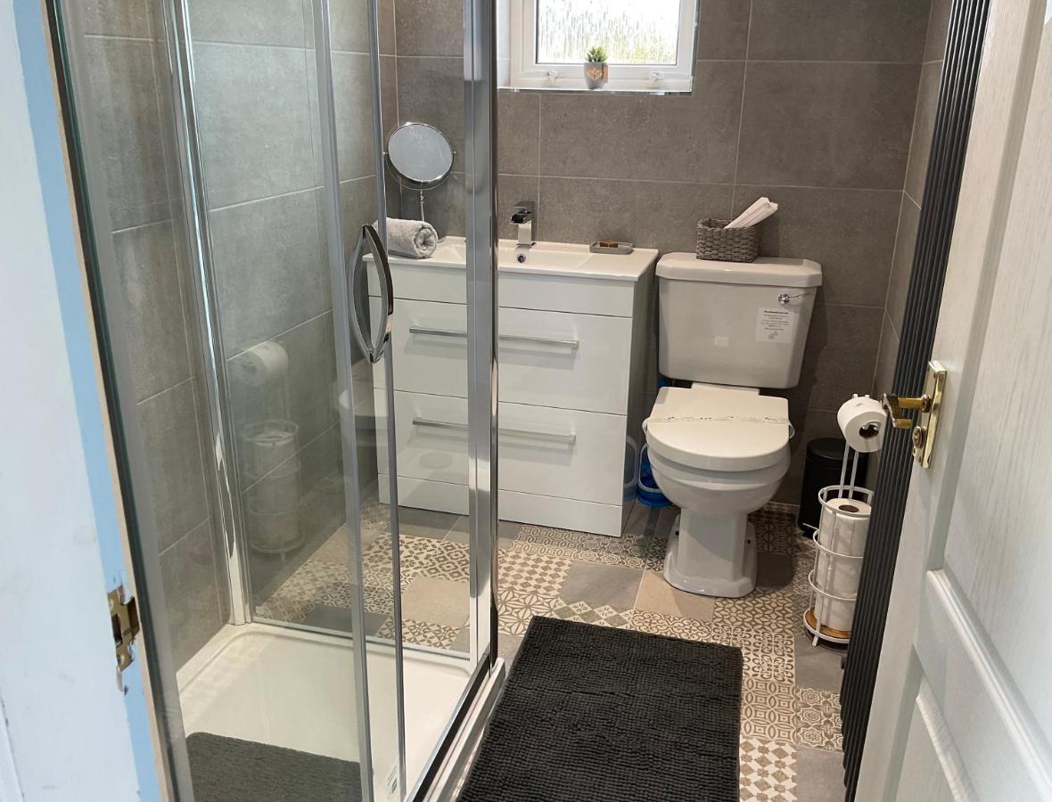 6 Calbost Villa Екстериор снимка