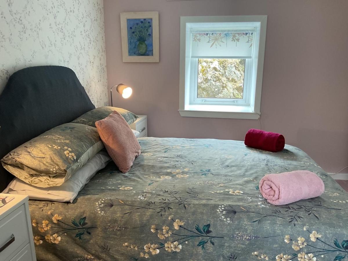 6 Calbost Villa Екстериор снимка